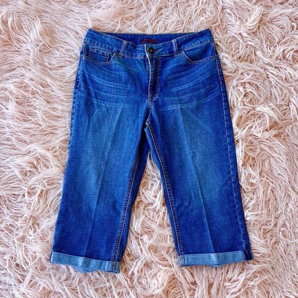 Women’s Size 10 Wrangler Capri Pants - Picture 1 of 4